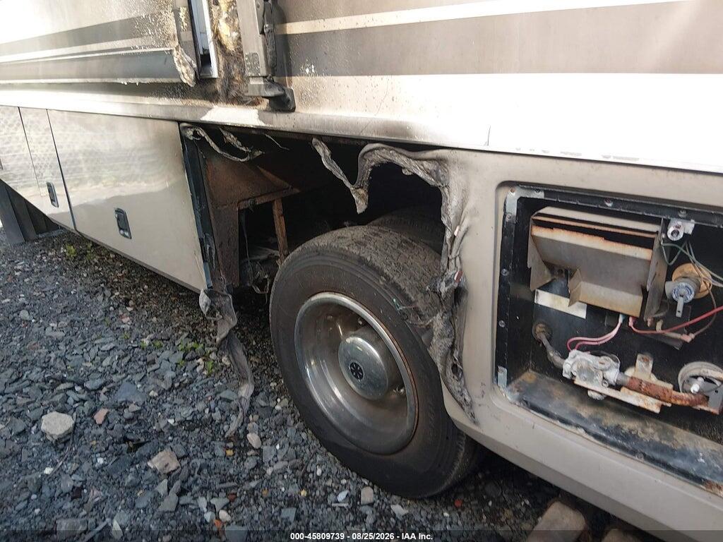 5B4MP67G623350792 2002 WORKHORSE CUSTOM CHASSIS MOTORHOME CHASSIS photo no. 6