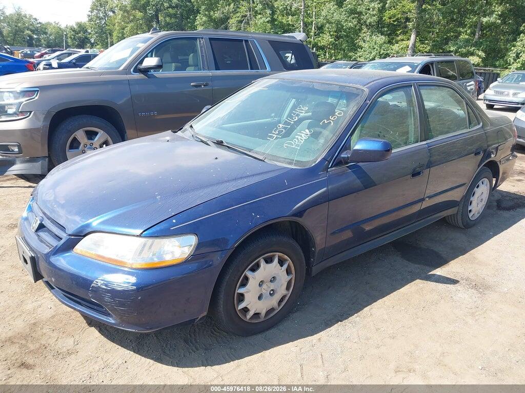 1HGCG56441A028428 2001 HONDA ACCORD photo no. 2