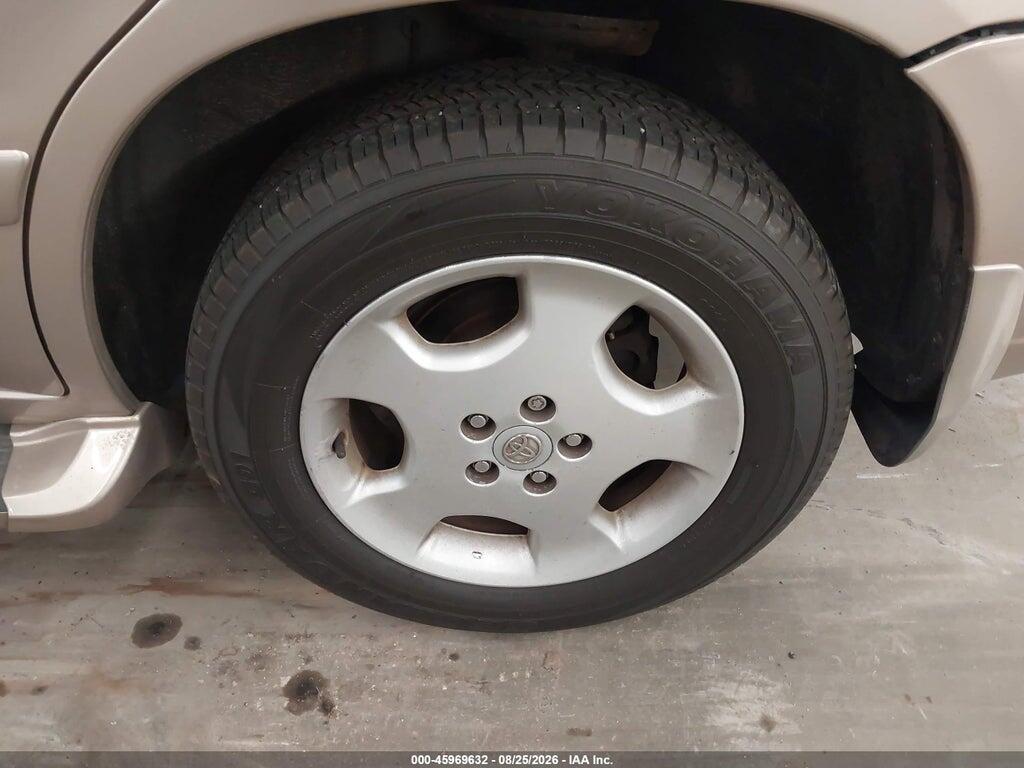JTEEP21A640003085 2004 TOYOTA HIGHLANDER photo no. 11