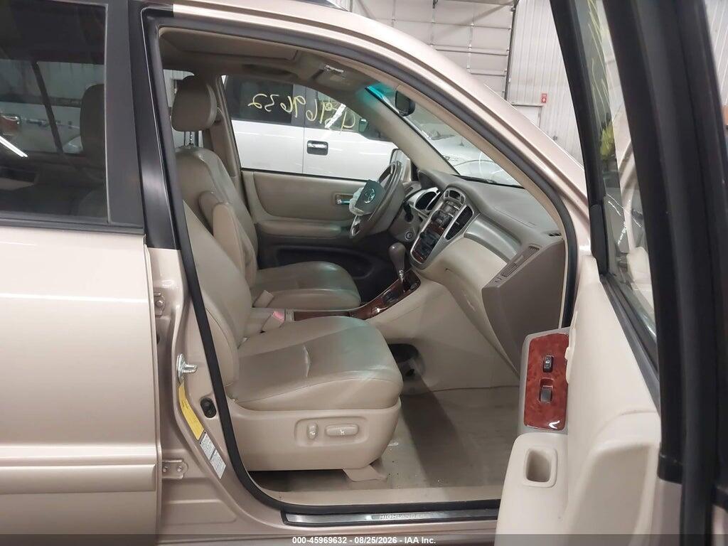JTEEP21A640003085 2004 TOYOTA HIGHLANDER photo no. 5