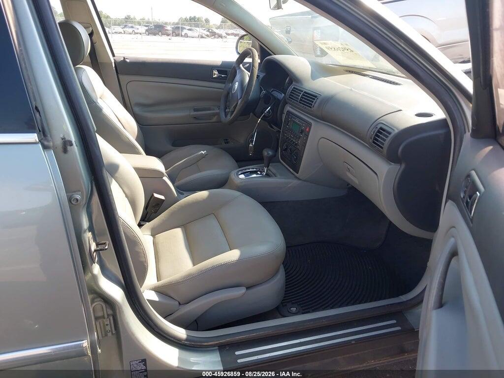WVWPD63B54E282521 2004 VOLKSWAGEN PASSAT photo no. 5