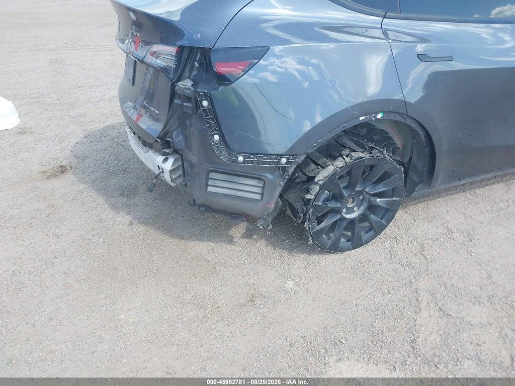 7SAYGDEE0NF388191 2022 TESLA MODEL Y photo no. 6