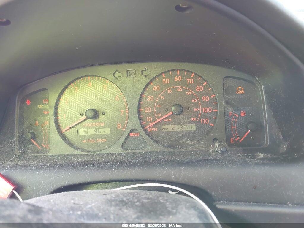 2T1BR12E61C477052 2001 TOYOTA COROLLA photo no. 7