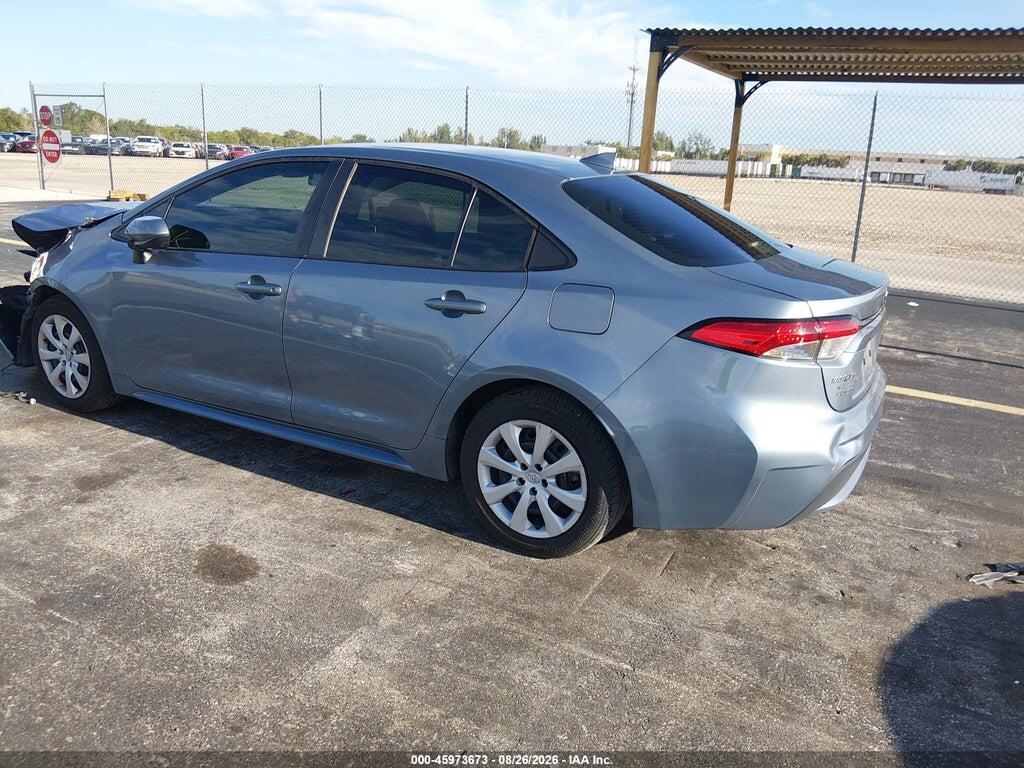 5YFEPMAE2NP370141 2022 TOYOTA COROLLA photo no. 3