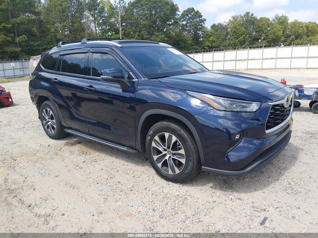 2022 TOYOTA HIGHLANDER 5TDGZRAH4NS137699
