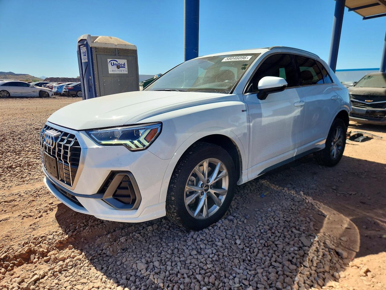 2023 AUDI Q3 WA1DECF34P1135678