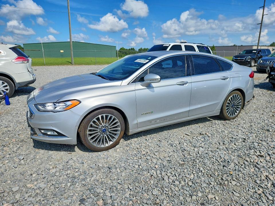 2017 FORD FUSION 3FA6P0RU3HR267887