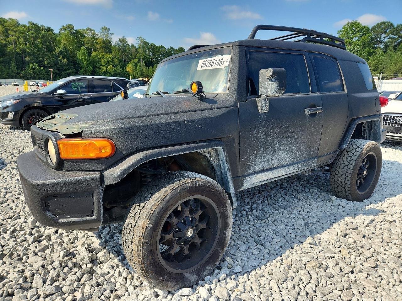 2010 TOYOTA FJ CRUISER JTEBU4BF9AK082219