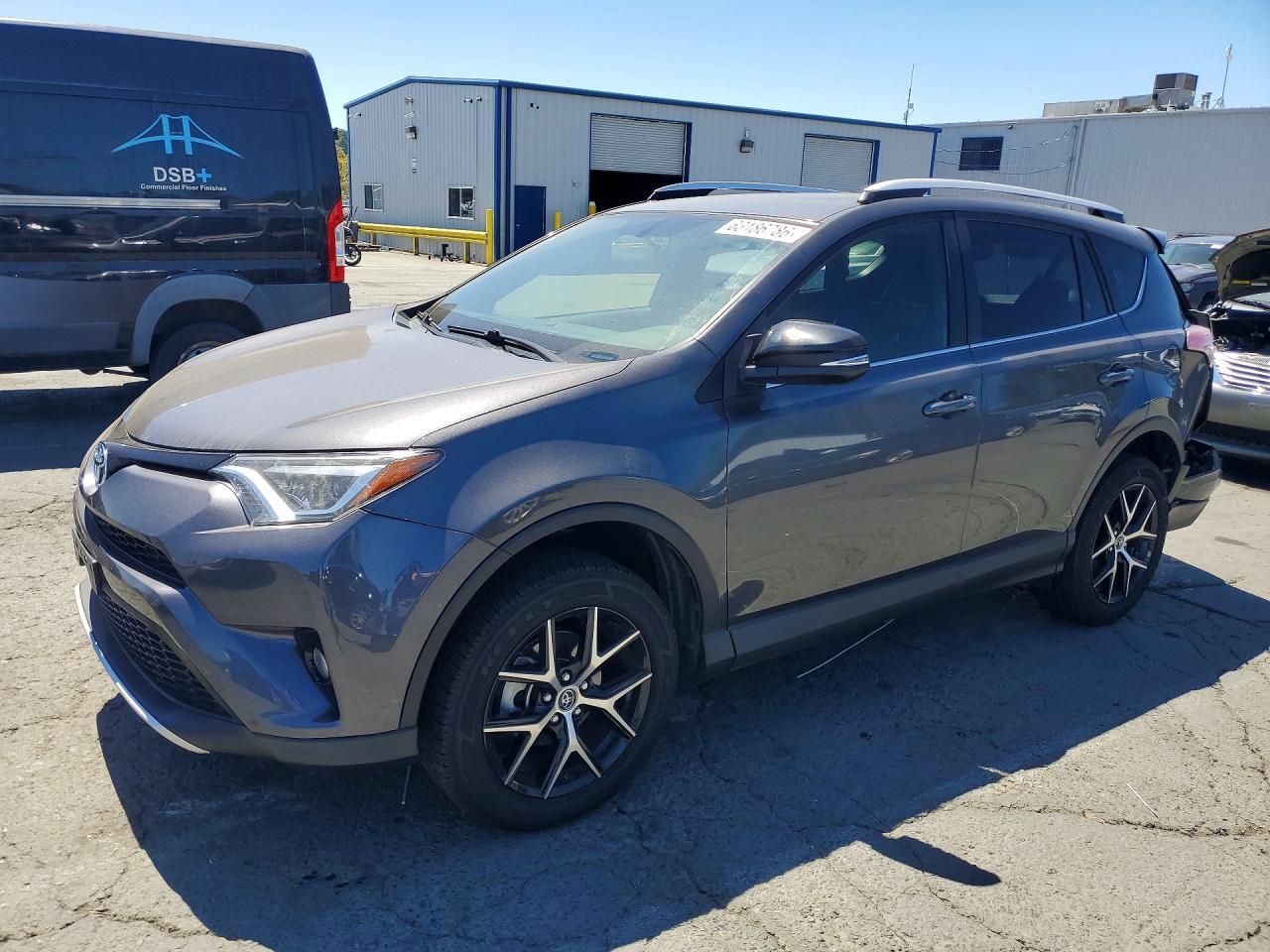 2016 TOYOTA RAV4 JTMNFREV6GJ068322