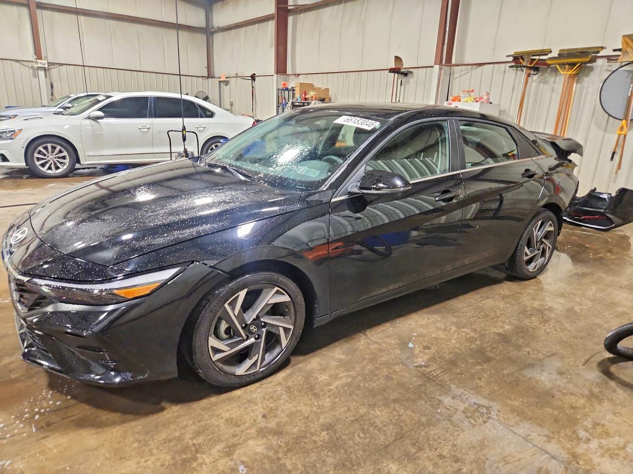 2024 HYUNDAI ELANTRA KMHLP4DG2RU739525