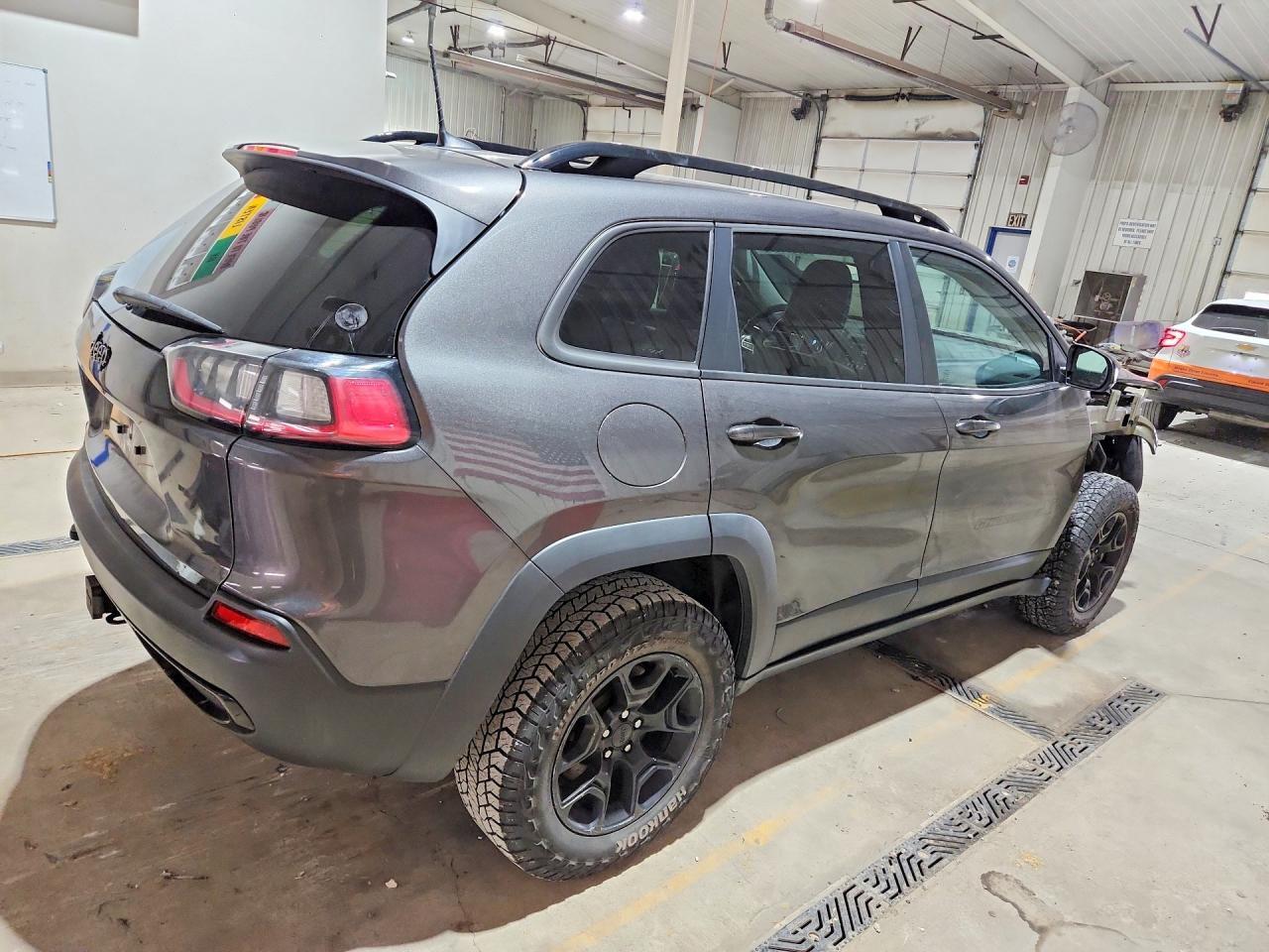 1C4PJMCX8ND540806 2022 JEEP CHEROKEE photo no. 3
