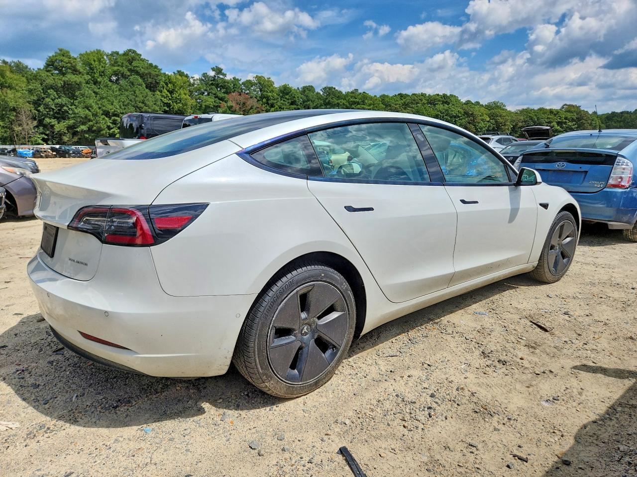 5YJ3E1EB0NF231598 2022 TESLA MODEL 3 photo no. 3