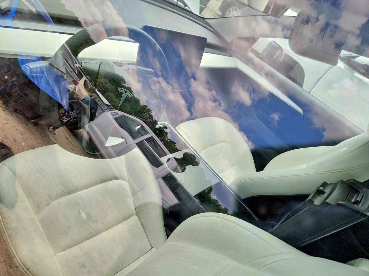 5YJ3E1EB0NF231598 2022 TESLA MODEL 3 photo no. 8