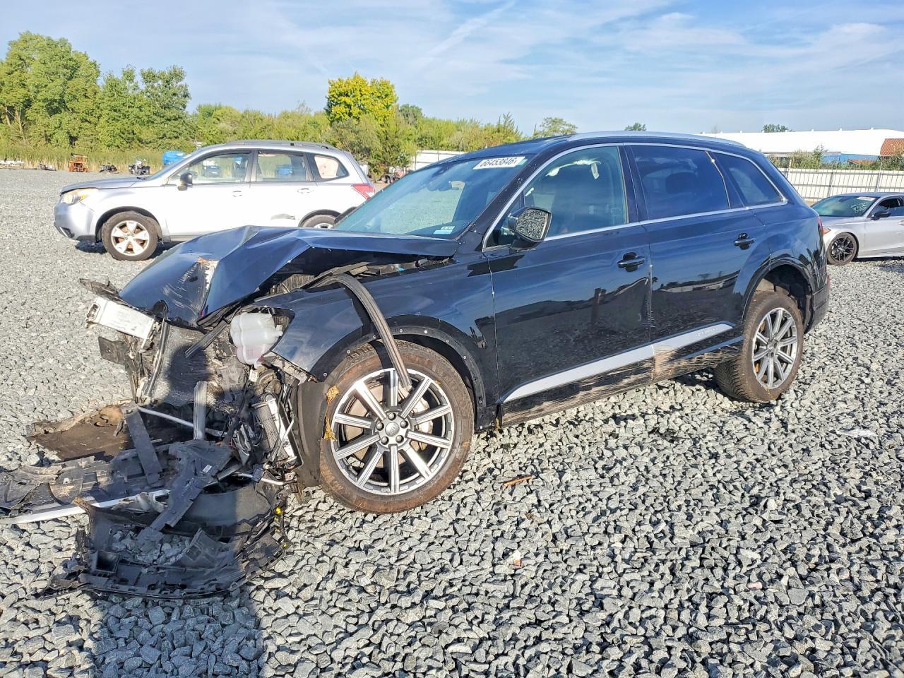2019 AUDI Q7 WA1LAAF7XKD036711