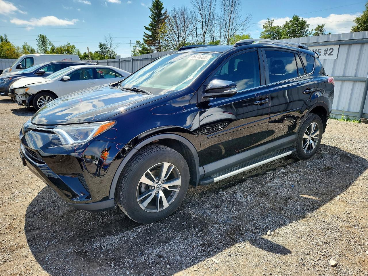 2018 TOYOTA RAV4 2T3ZFREV6JW507903