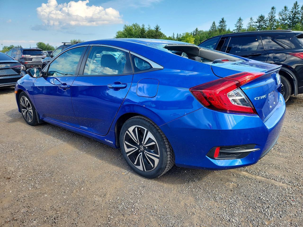 2HGFC1F44JH107374 2018 HONDA CIVIC photo no. 2