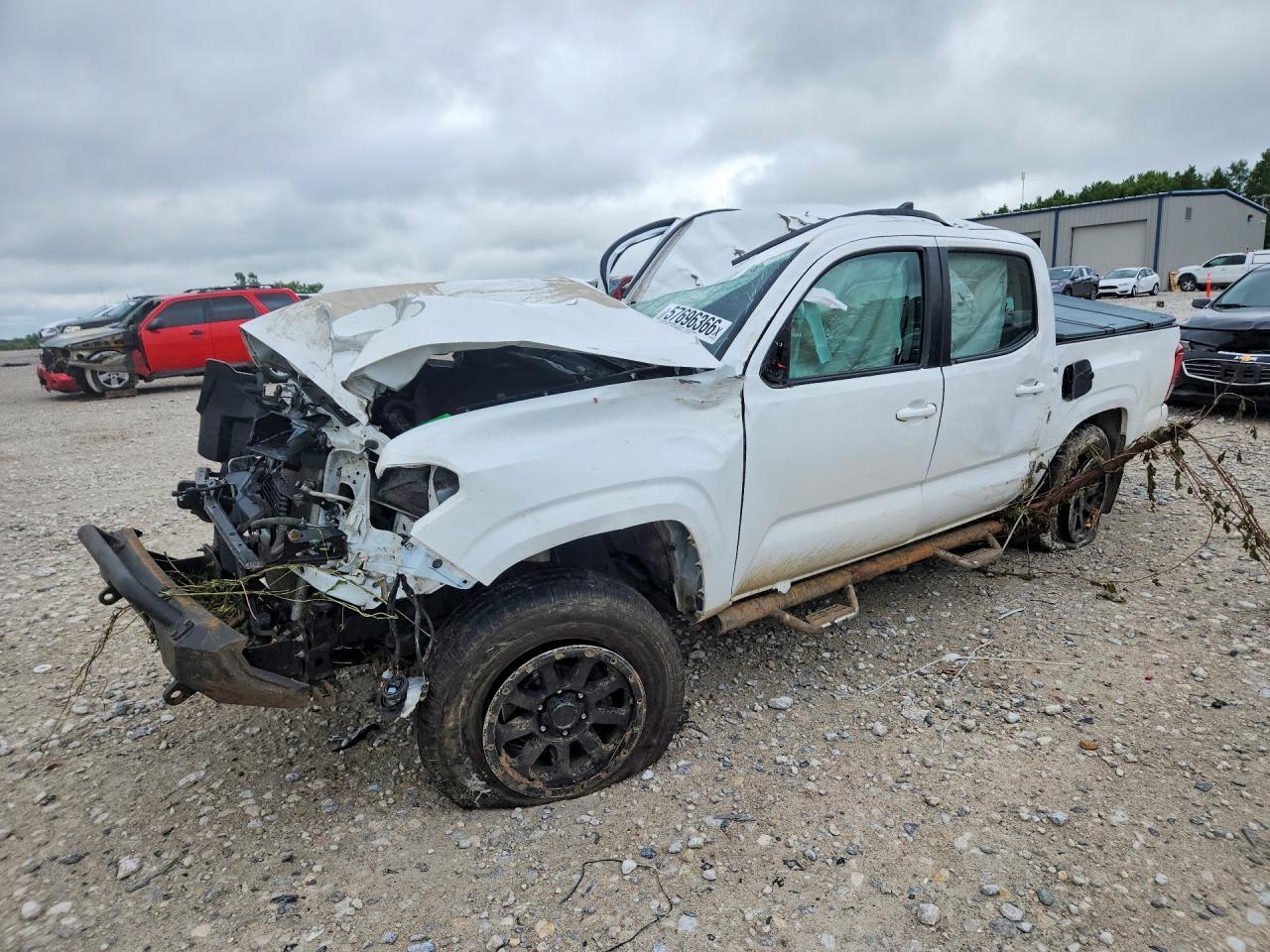 2018 TOYOTA TACOMA 5TFCZ5AN3JX146170