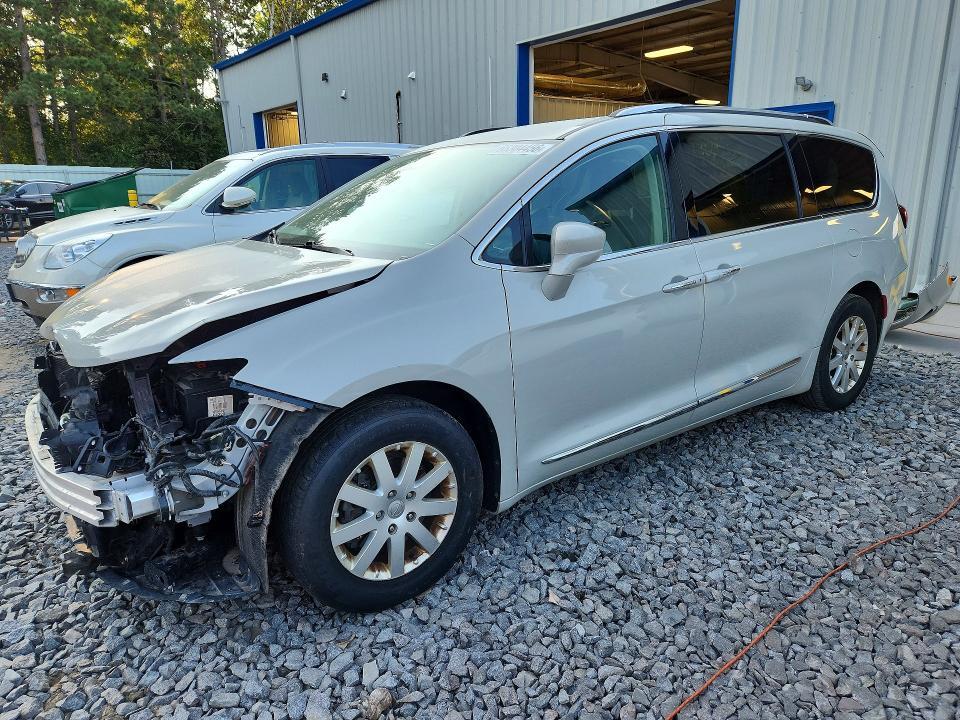 2017 CHRYSLER PACIFICA 2C4RC1EGXHR622665