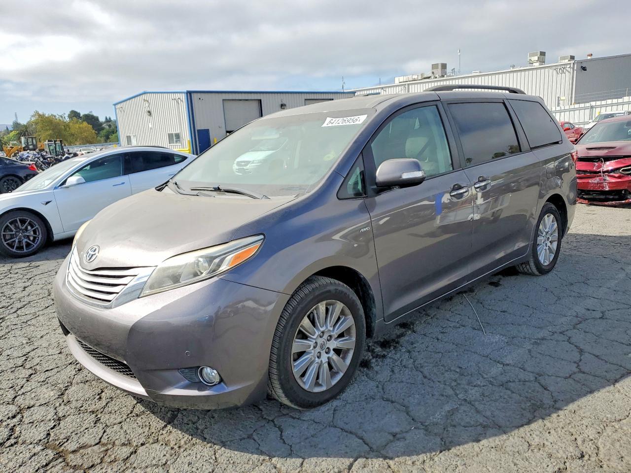 2016 TOYOTA SIENNA 5TDDK3DCXGS136497