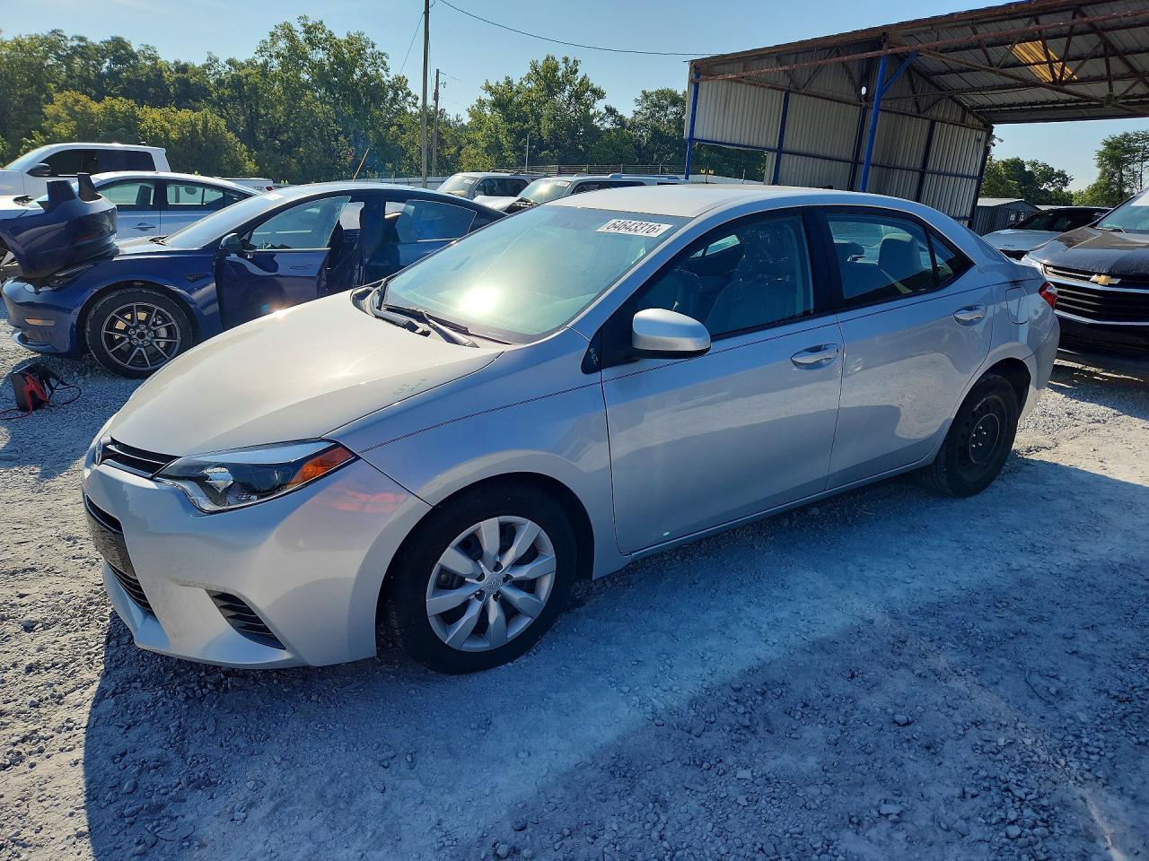 2015 TOYOTA COROLLA 2T1BURHEXFC268747