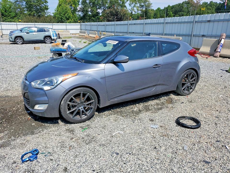 2013 HYUNDAI VELOSTER KMHTC6AD8DU132474