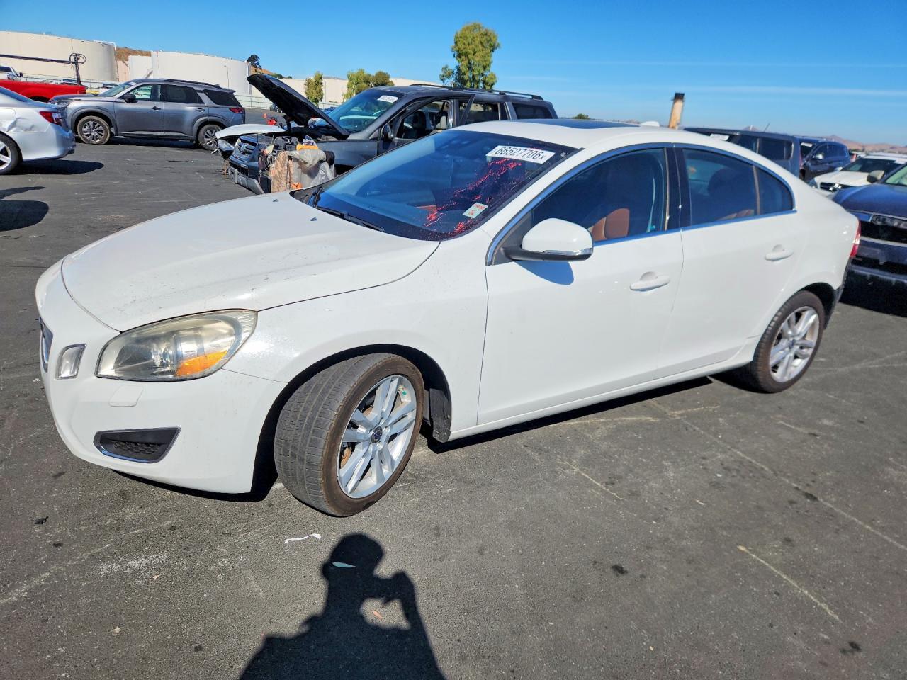 2011 VOLVO S60 YV1902FH6B2012851