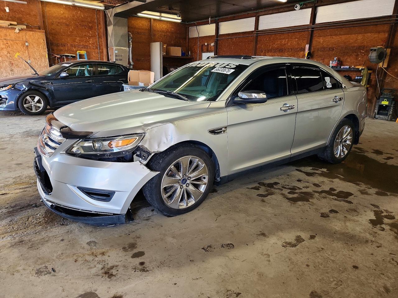 2010 FORD TAURUS 1FAHP2FW5AG113883