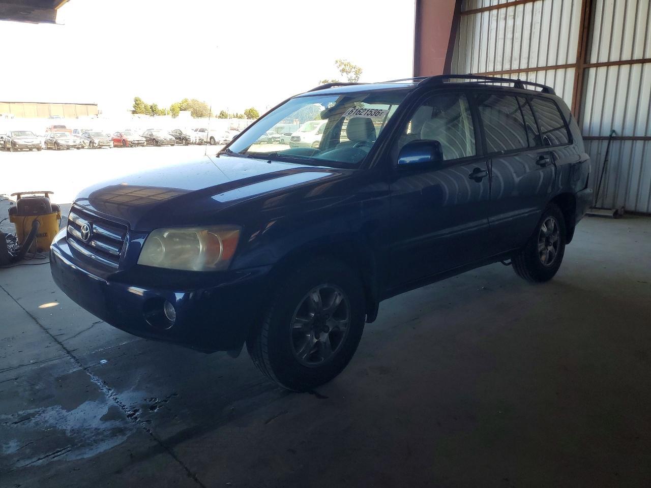 2004 TOYOTA HIGHLANDER JTEDP21A540032511