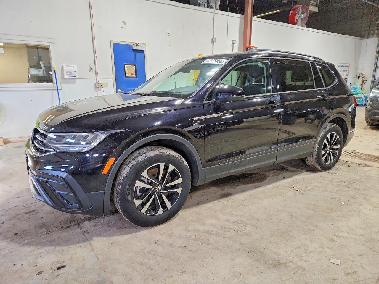 2024 VOLKSWAGEN TIGUAN 3VVFB7AX8RM124361