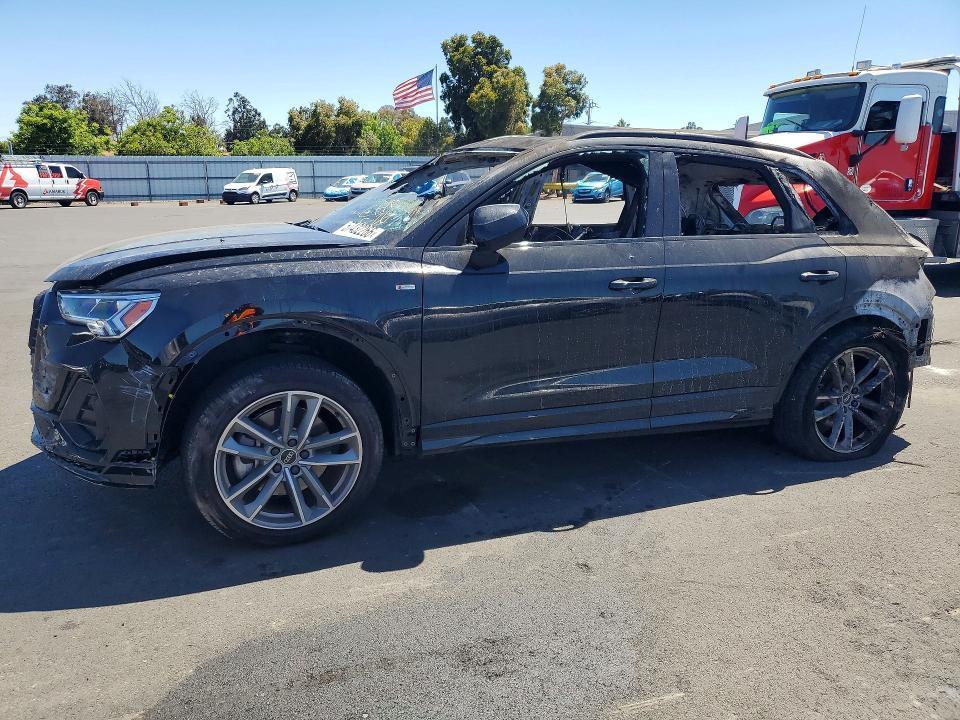 2024 AUDI Q3 WA1EECF32R1042665