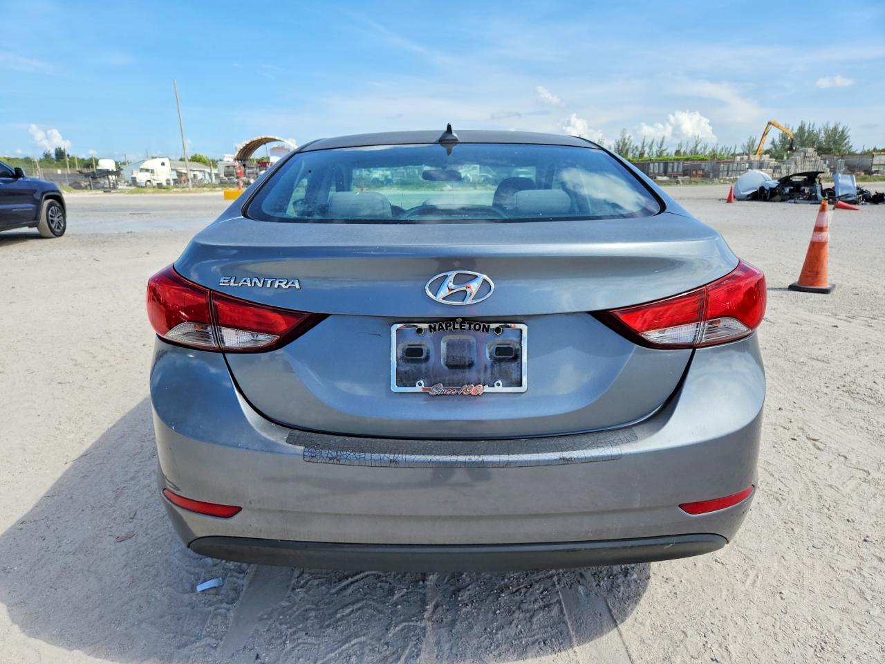 KMHDH4AE7GU623576 2016 HYUNDAI ELANTRA photo no. 6