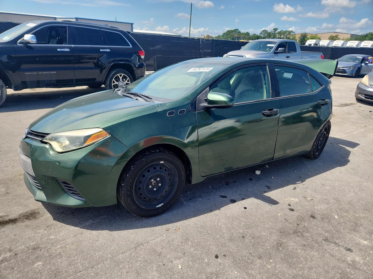 2015 TOYOTA COROLLA 2T1BURHE1FC255532