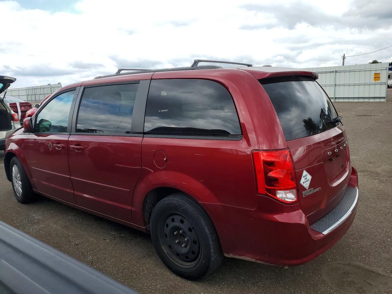 2014 DODGE GRAND CARAVAN SXT — Фото 2 из 13