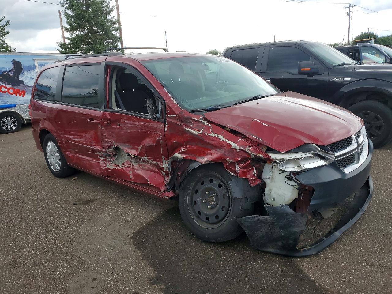 2014 DODGE GRAND CARAVAN SXT — Фото 4 из 13