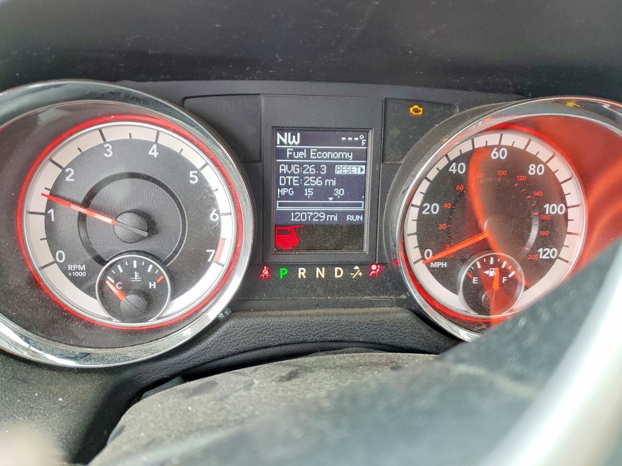 2014 DODGE GRAND CARAVAN SXT — Фото 9 из 13