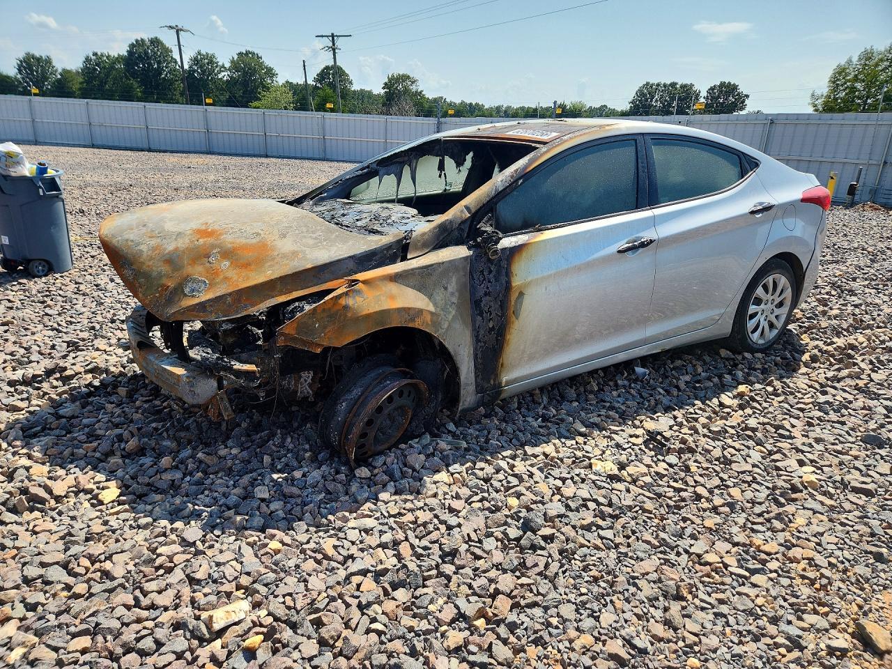2012 HYUNDAI ELANTRA 5NPDH4AE5CH062769