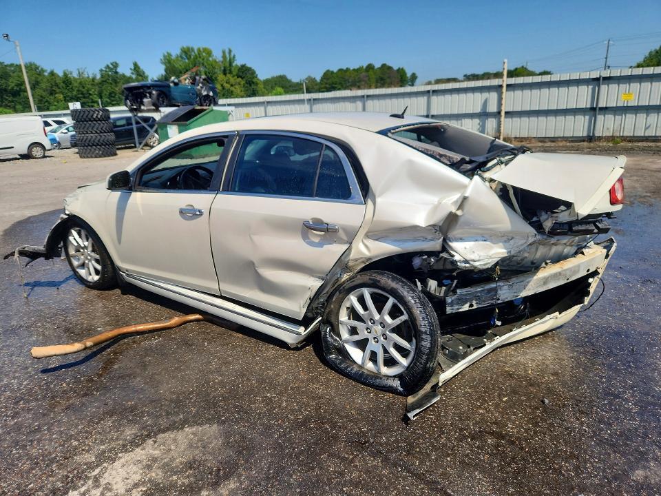 1G1ZE5E70A4117978 2010 CHEVROLET MALIBU photo no. 2