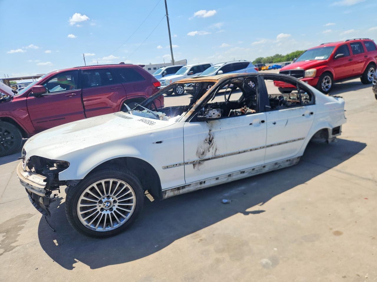 2004 BMW 330 WBAEV53454KM34084