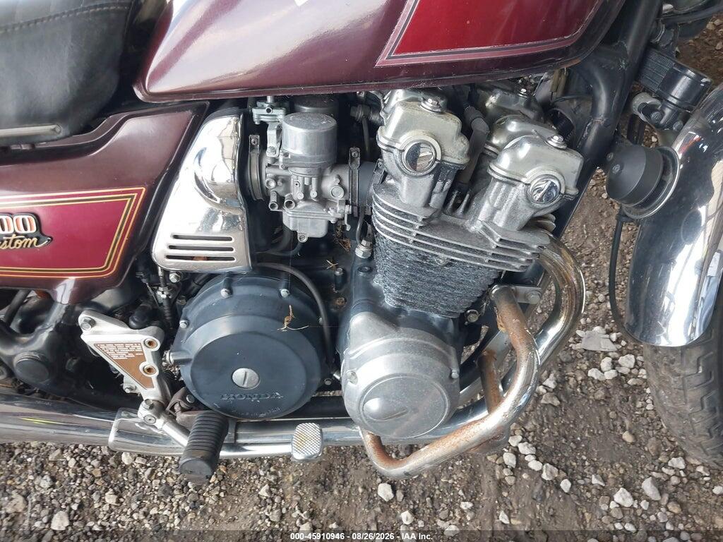 1HFSC0402CA213854 1982 HONDA CB900 photo no. 10