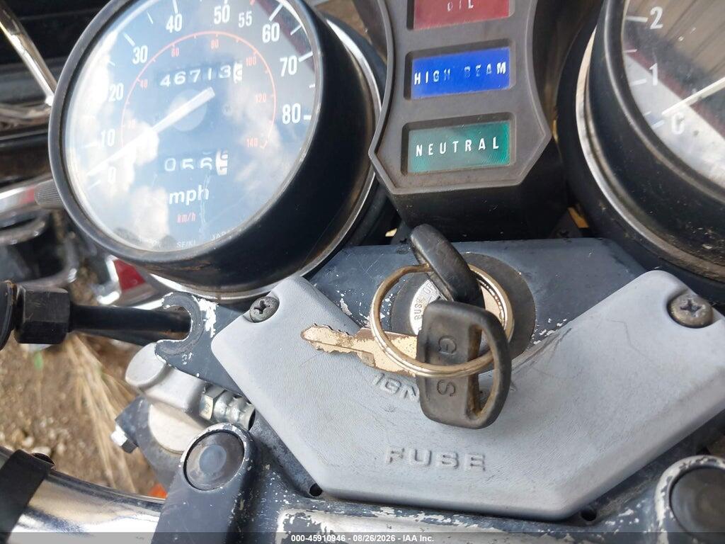 1HFSC0402CA213854 1982 HONDA CB900 photo no. 11