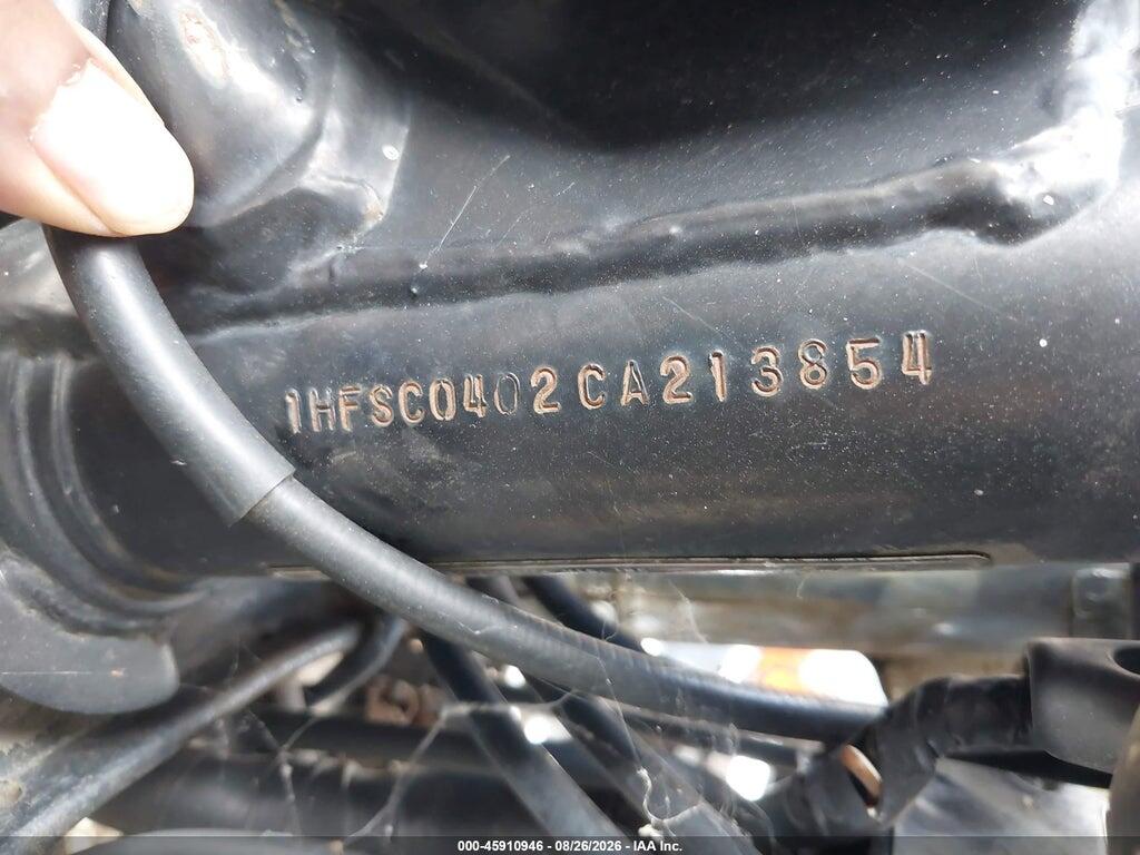 1HFSC0402CA213854 1982 HONDA CB900 photo no. 9