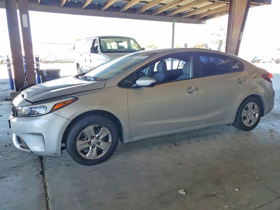 2017 KIA FORTE 3KPFK4A74HE096967