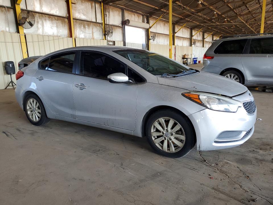 KNAFX4A60F5383107 2015 KIA FORTE photo no. 4