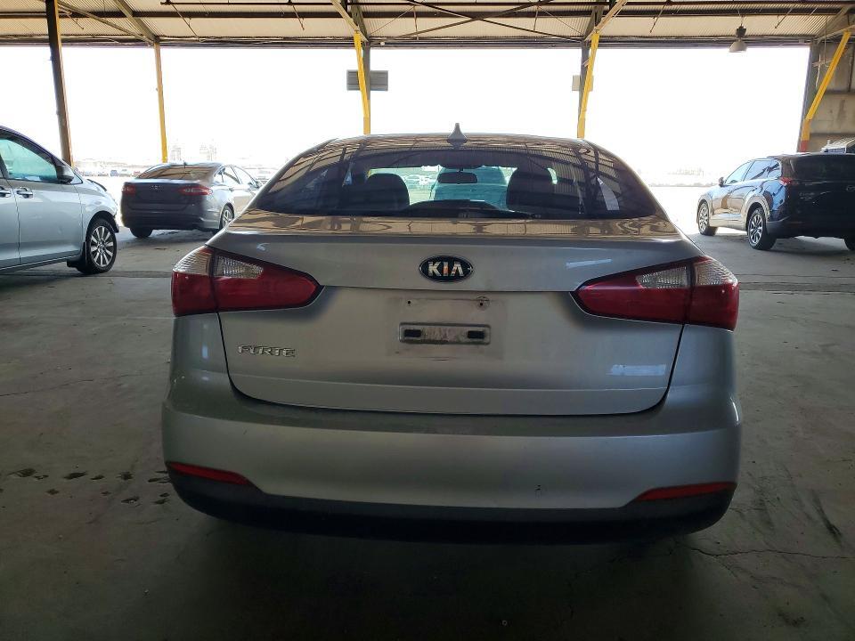 KNAFX4A60F5383107 2015 KIA FORTE photo no. 6