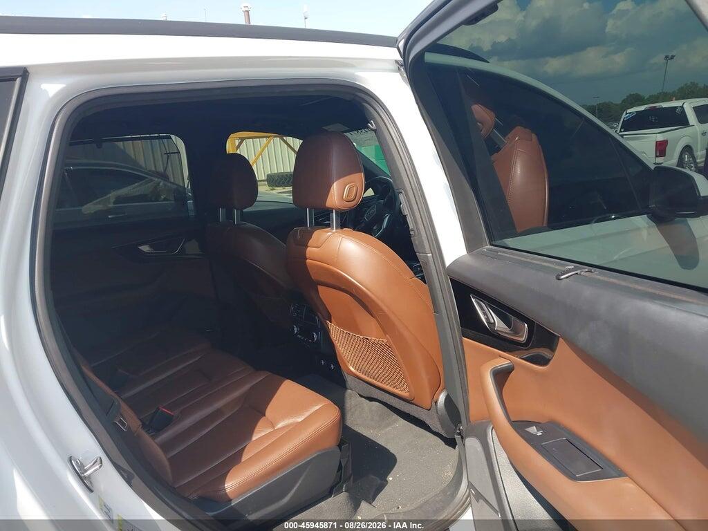 WA1VAAF7XKD027595 2019 AUDI Q7 photo no. 8
