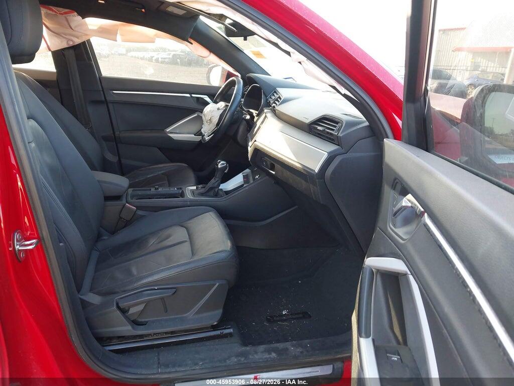 WA1DECF37L1005985 2020 AUDI Q3 photo no. 5