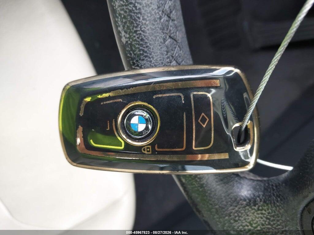 WBA3B1G53FNT04415 2015 BMW 320I photo no. 11