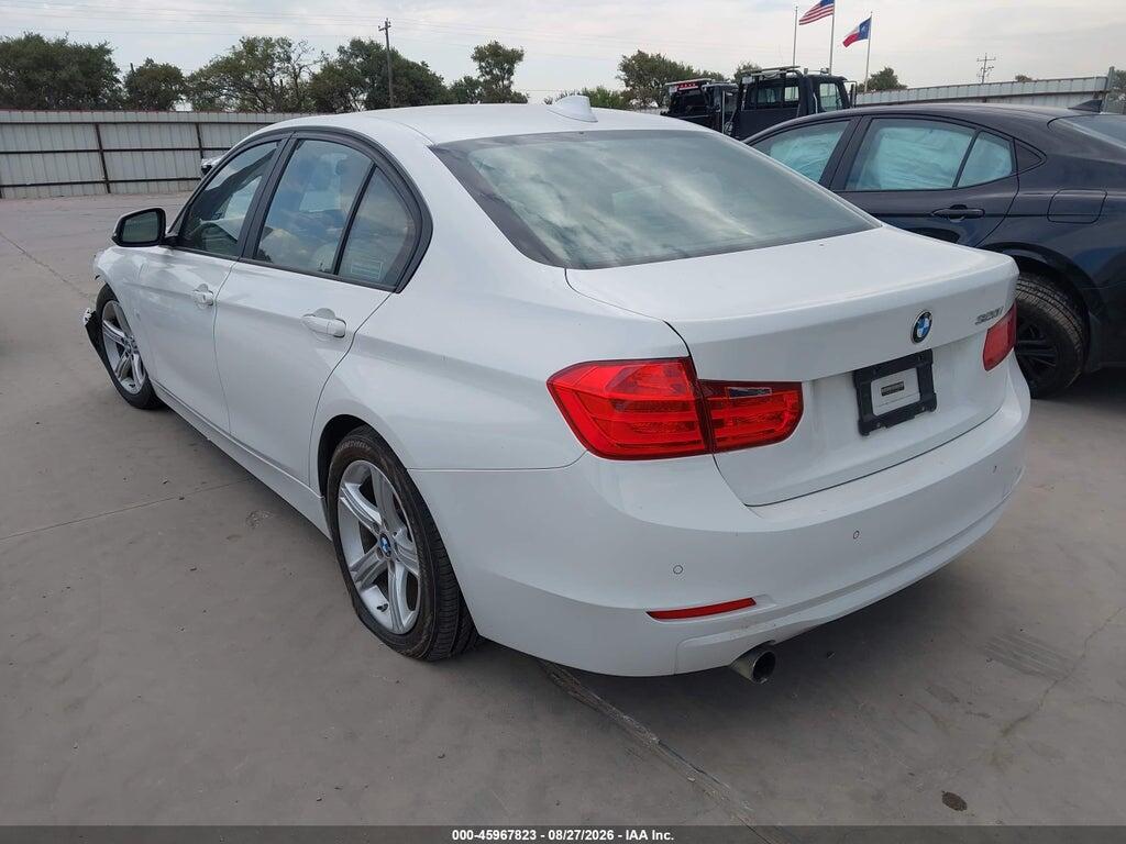 WBA3B1G53FNT04415 2015 BMW 320I photo no. 3