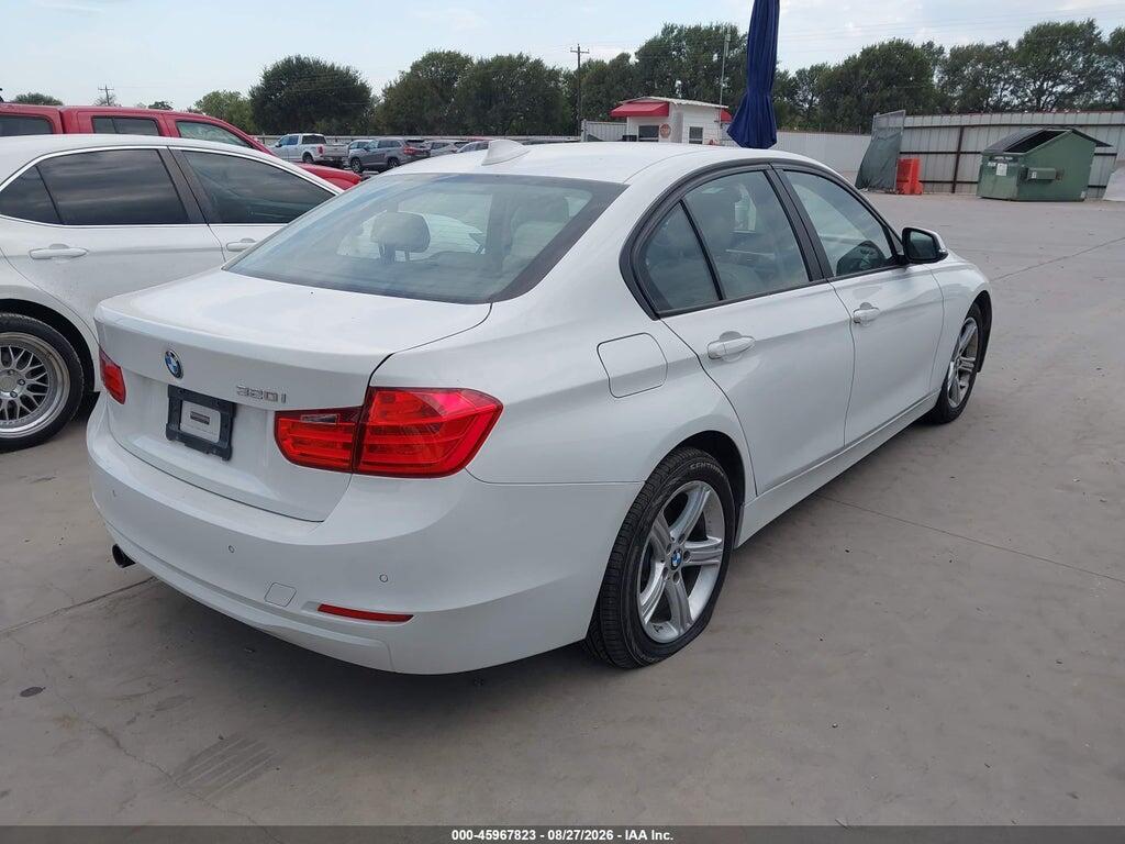 WBA3B1G53FNT04415 2015 BMW 320I photo no. 4