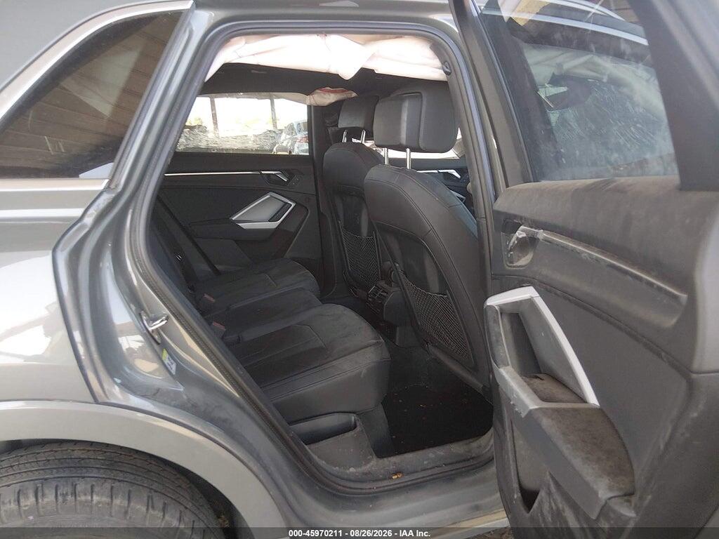 WA1DECF37R1064365 2024 AUDI Q3 photo no. 8